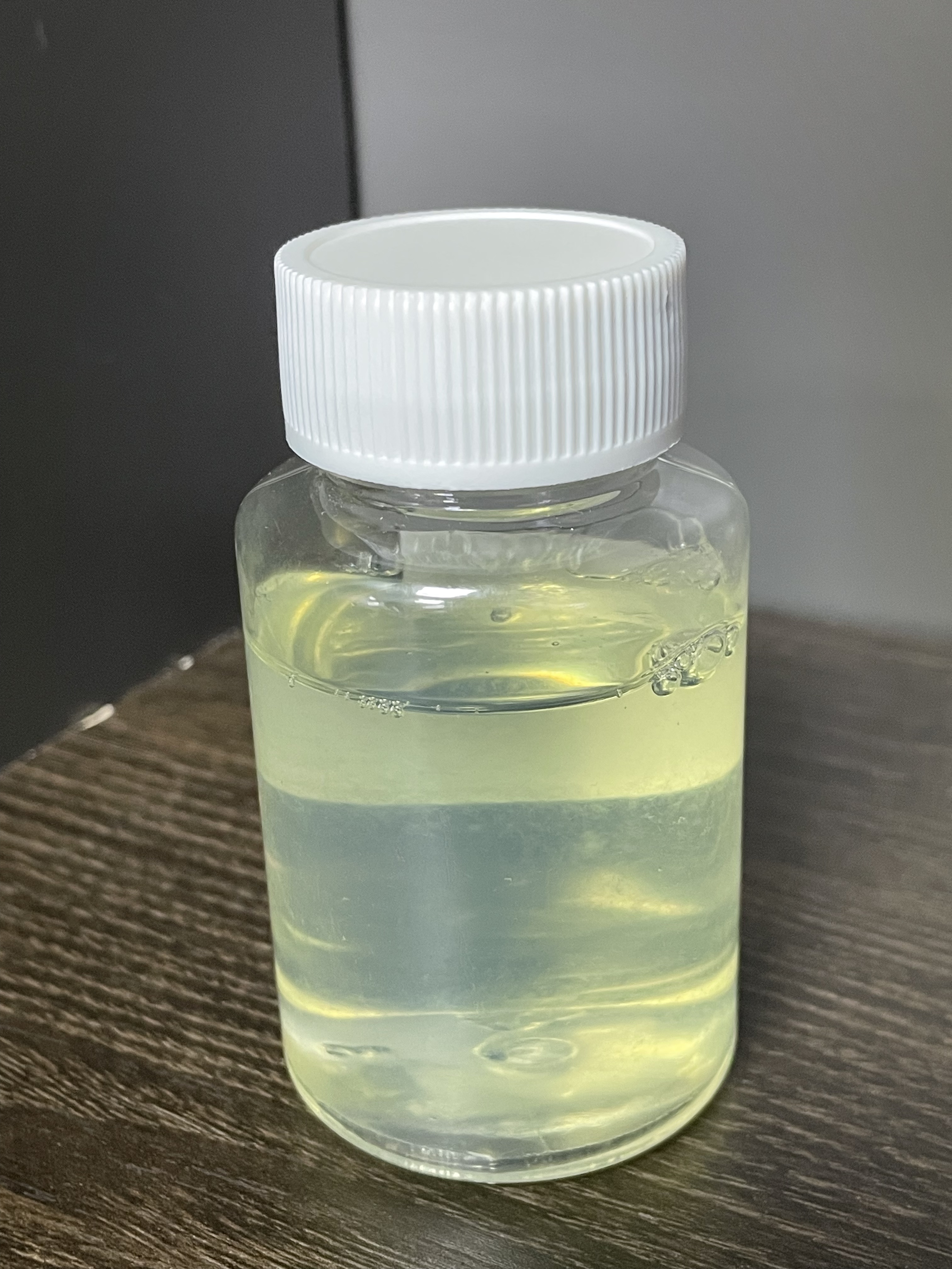 VOC -FREE BIO -SAH ™ CA302 CARBODIIMIDE 용액